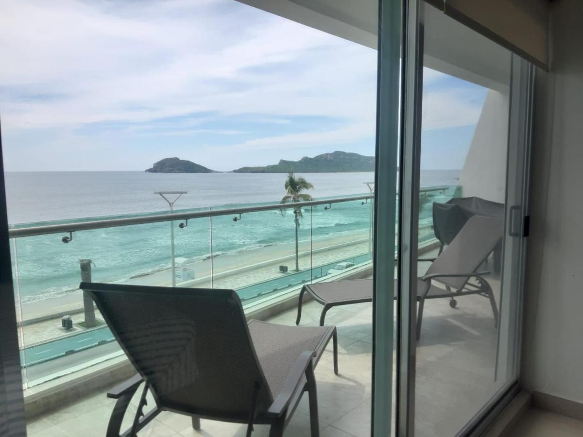 Hermoso Y Moderno Departamento Frente Al Malecon Con Preciosa Vista Al Mar Mazatlán Exterior foto