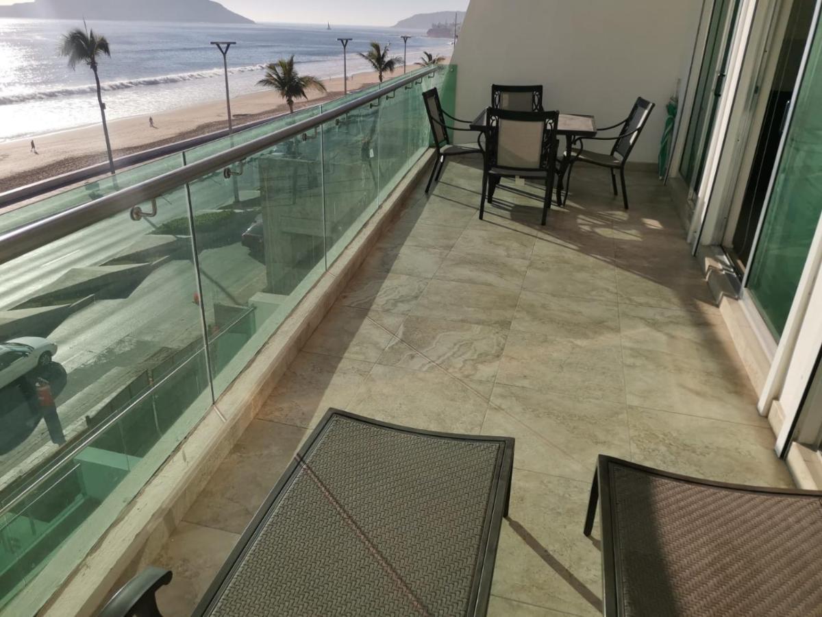 Hermoso Y Moderno Departamento Frente Al Malecon Con Preciosa Vista Al Mar Mazatlán Exterior foto